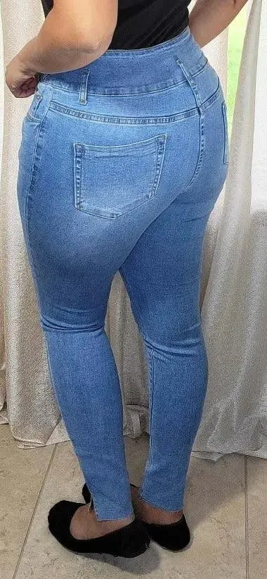 Blue Jeans Skinny Unfinish Hem