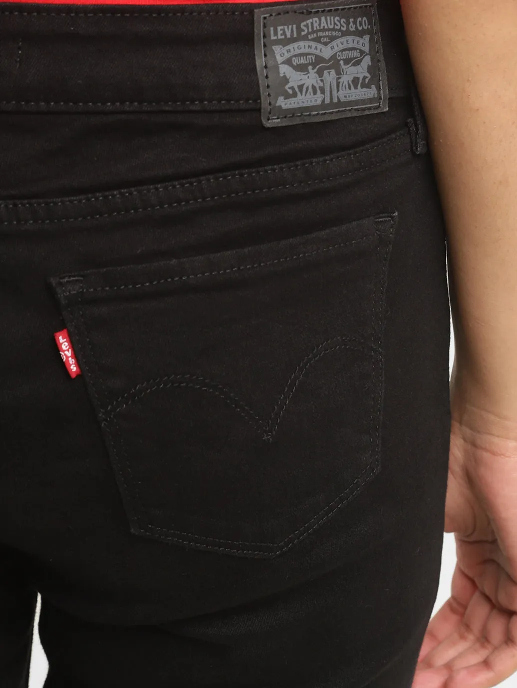 Women's 711 Black Skinny Fit Mid Rise Jeans